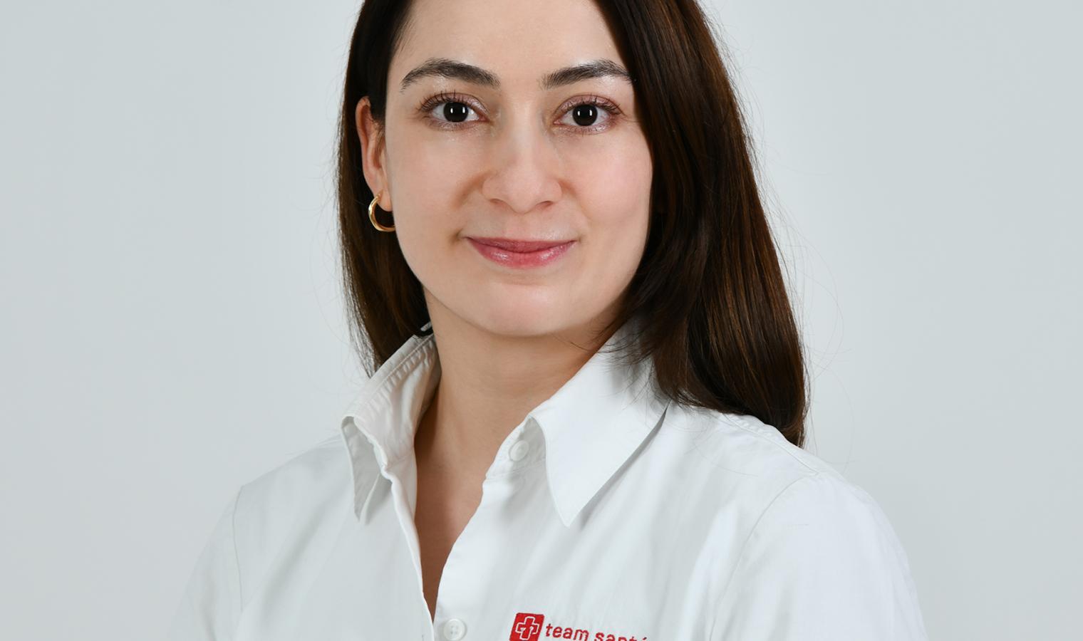 Bayik_Ebru Bayik_Ebru